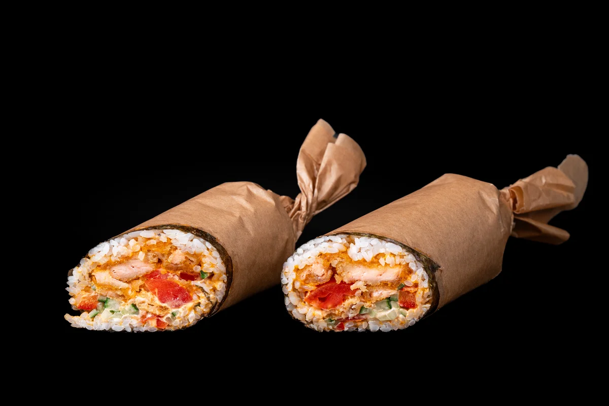 Хэнд Ролл с лососем