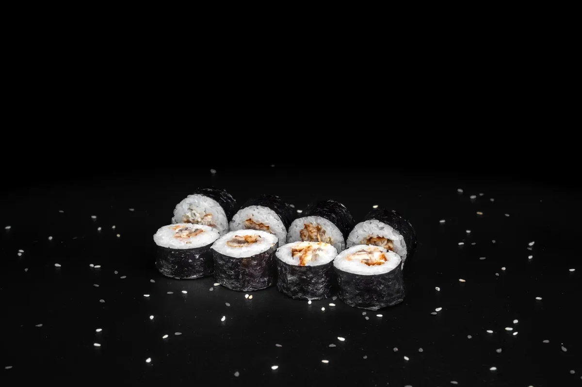 Классические Маки с угрём