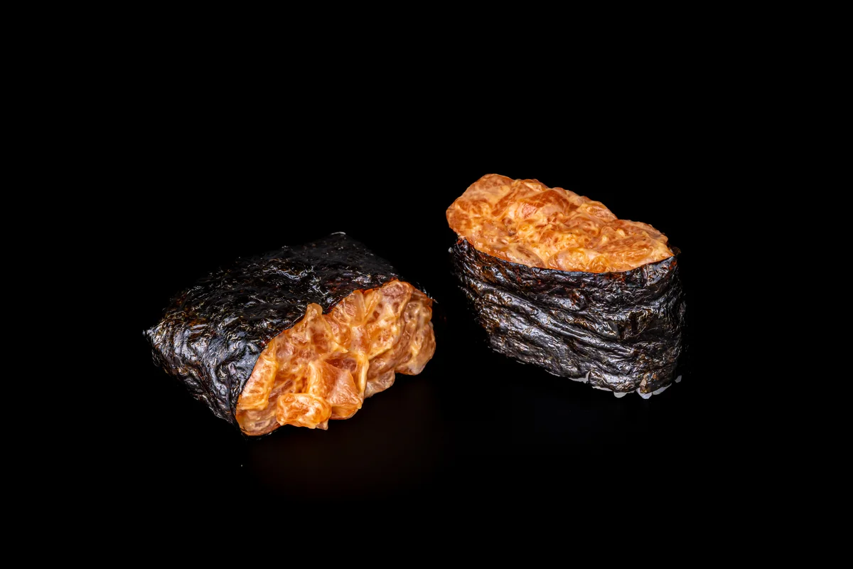 Спайси гунканы с угрём 2 шт