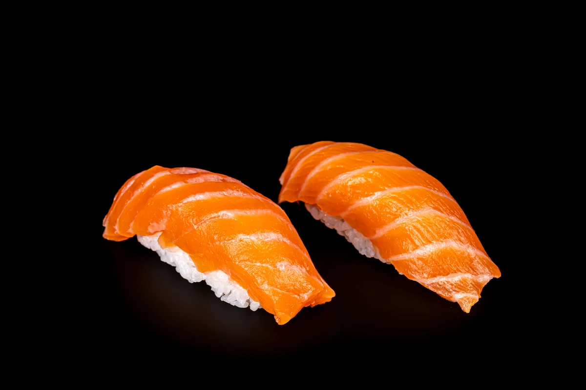 Суши Лосось 2 шт.